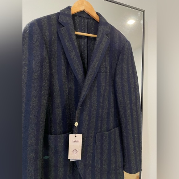 Baggi Jacket - Picture 2 of 4